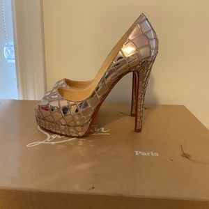 Christian Louboutain SUPER RARE ROSE GOLD